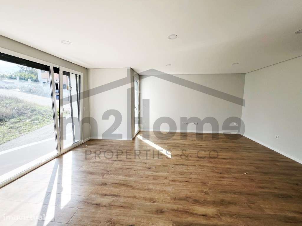 Moradia T3+1 NOVA - Santa Clara - Grande imagem: 5/29