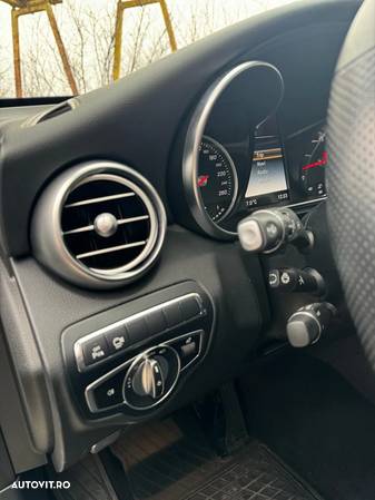 Mercedes-Benz GLC 300 4Matic 9G-TRONIC Exclusive - 16