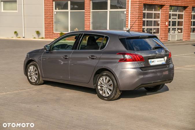 Peugeot 308 - 5