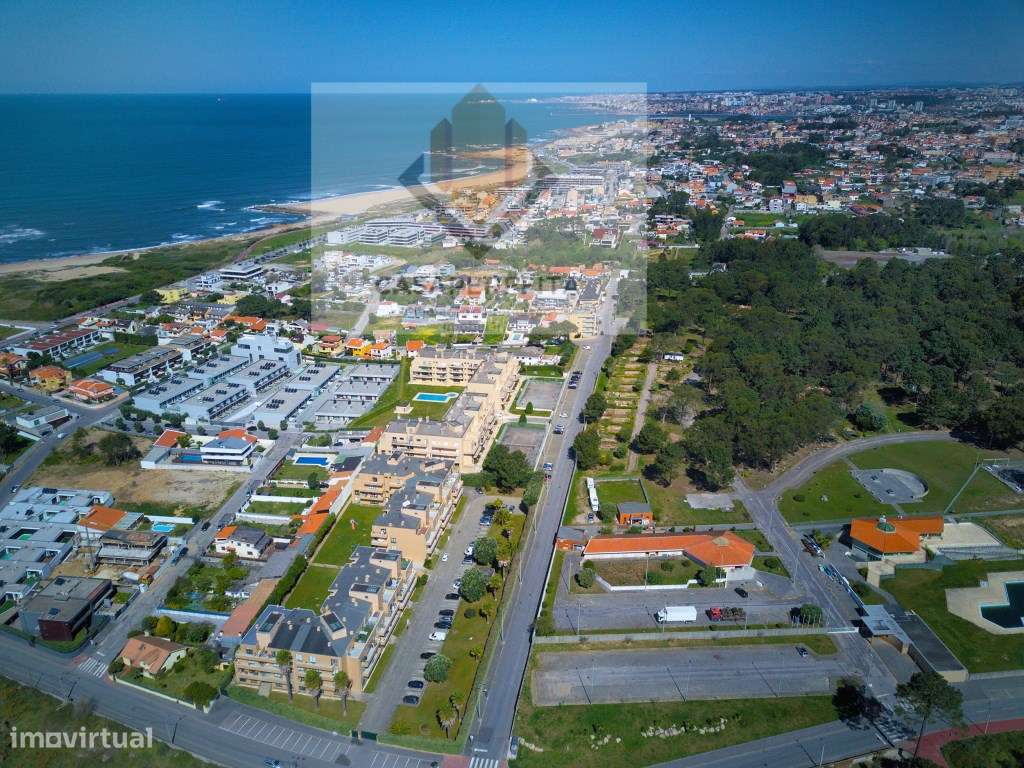 Terreno com 2250m2 para Construção - Próximo da Praia da Madalena e... - Grande imagem: 4/16