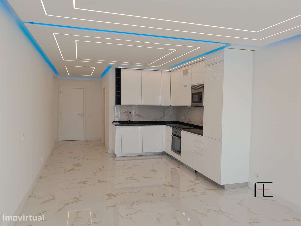 Apartamento T3 Venda em Quarteira,Loulé - Grande imagem: 3/20