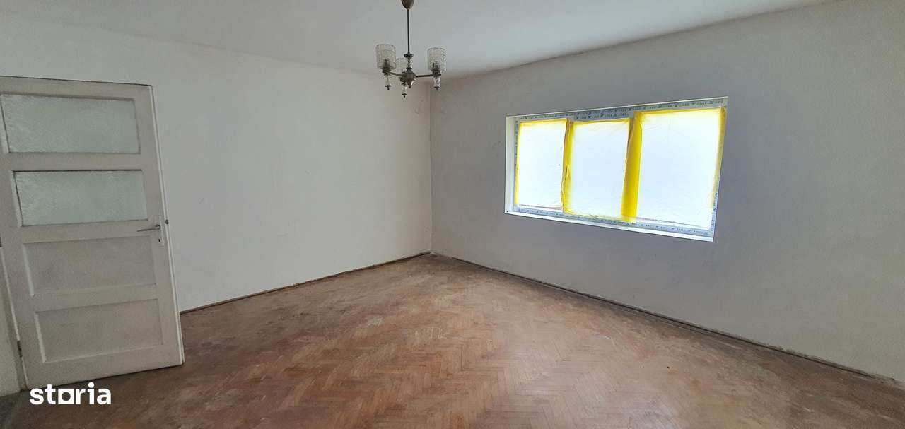 Casă cu teren de vânzare – Baia Mare, zona Centrul Vechi/Pompieri - Imagine principală: 3/8