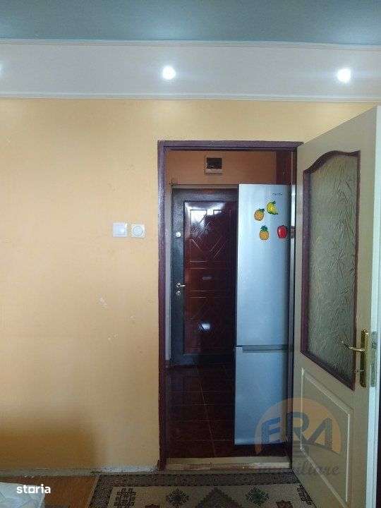 Apartament 1 camera, Rogerius Bloc cu 2 lifturi, Str. Aluminei - Imagine principală: 4/5