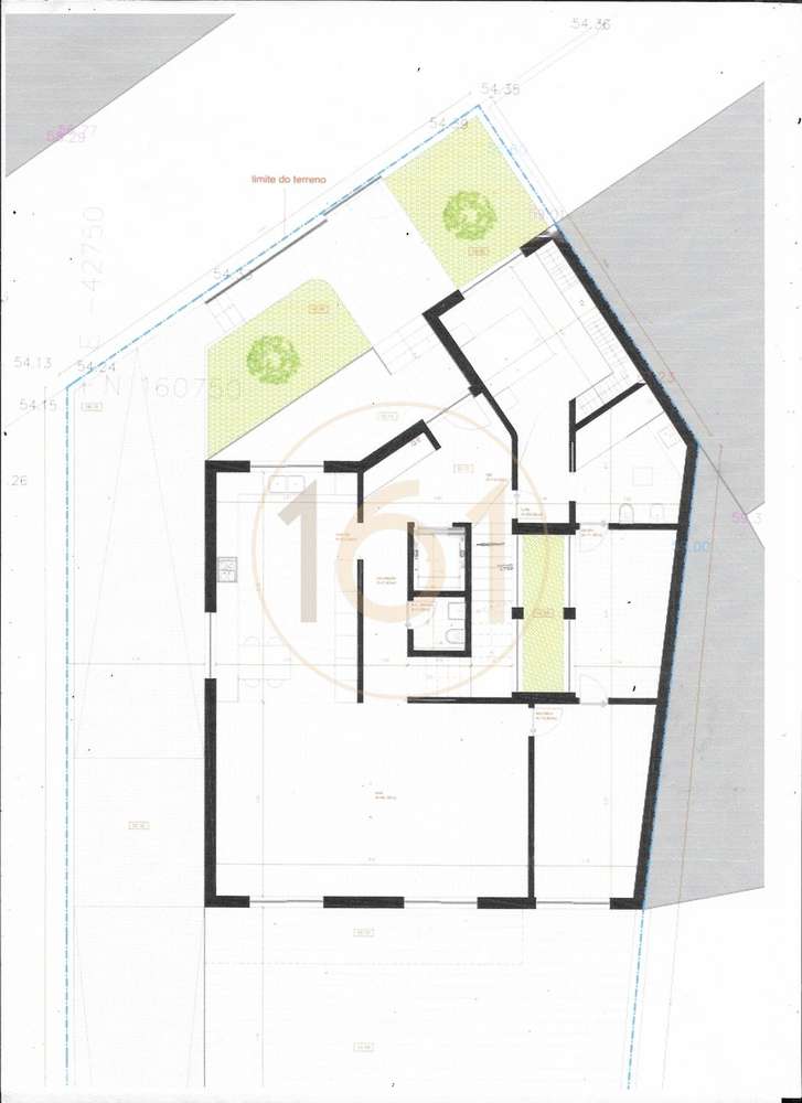 Terreno c/ projecto licenciado p/ Moradia unifamiliar de 500m2-17