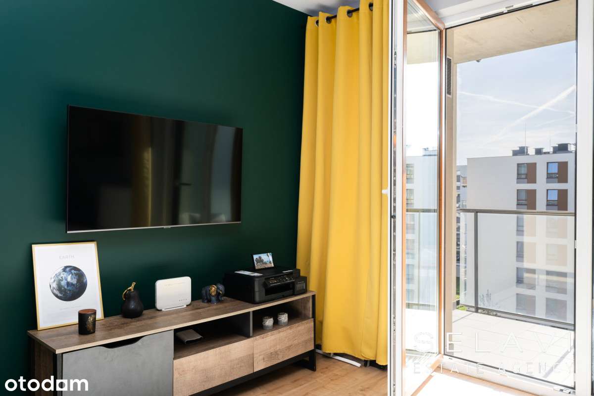 Bardzo słoneczne studio z dużą loggią | Garaż - Pełny obrazek: 1/16