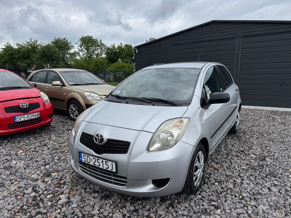 Toyota Yaris II 1.0 Luna 2008