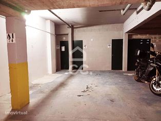 Lugar de estacionamento em Pinhal de Negreiros, Azeitão - Grande imagem: 5/5