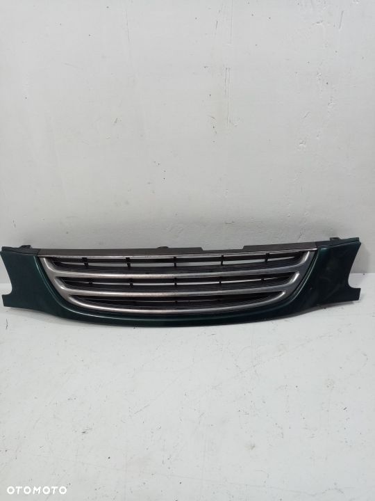 ATRAPA GRIL GRILL TOYOTA AVENSIS T22 - 1