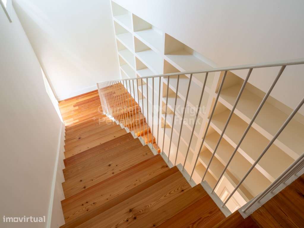 Moradia T2 duplex com jardim privativo na Estrela, Lisboa - Grande imagem: 5/26