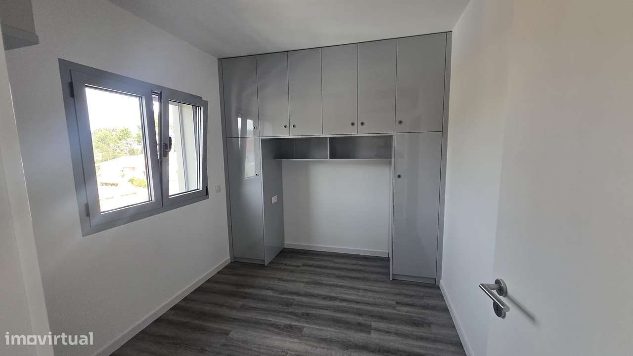 Arrenda andar Moradia Centro de Oldrões Penafiel - Grande imagem: 4/11