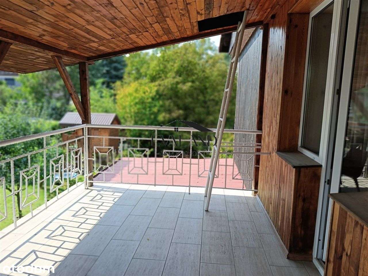 Dom do natychmiastowego zamieszkania.-17