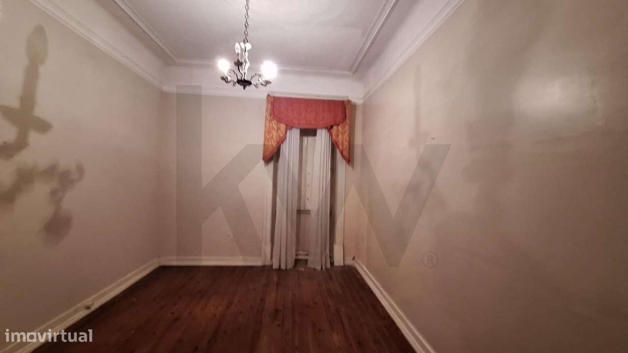 Palacete Histórico para Reabilitação em Estremoz - Grande imagem: 4/16