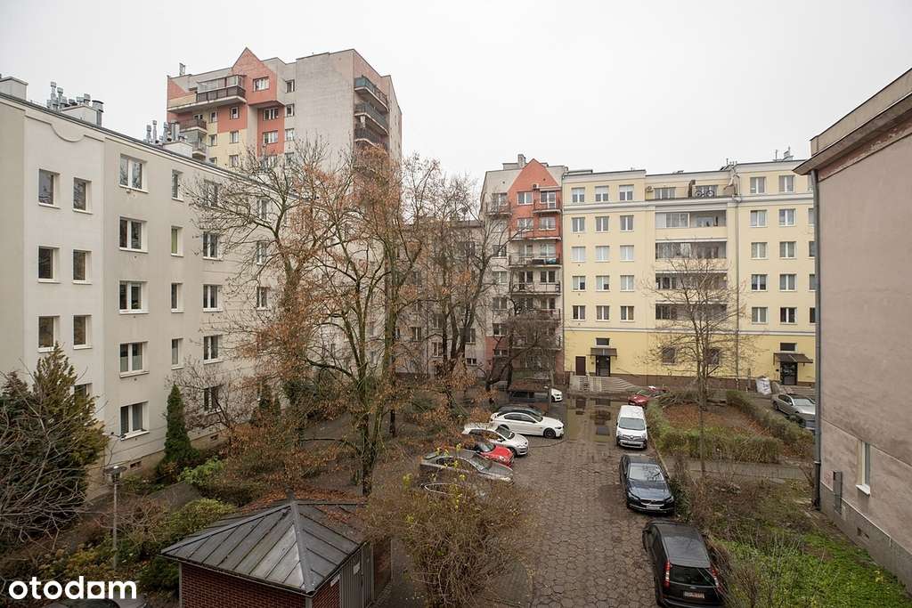 Metro Młynów 100 m • 3 m wysokości •-15