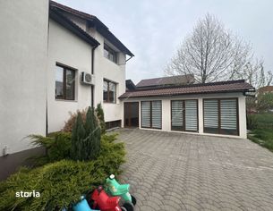 Casa 7 incaperi + Anexe | 1420mp Teren | La Intrare in Dumbravita