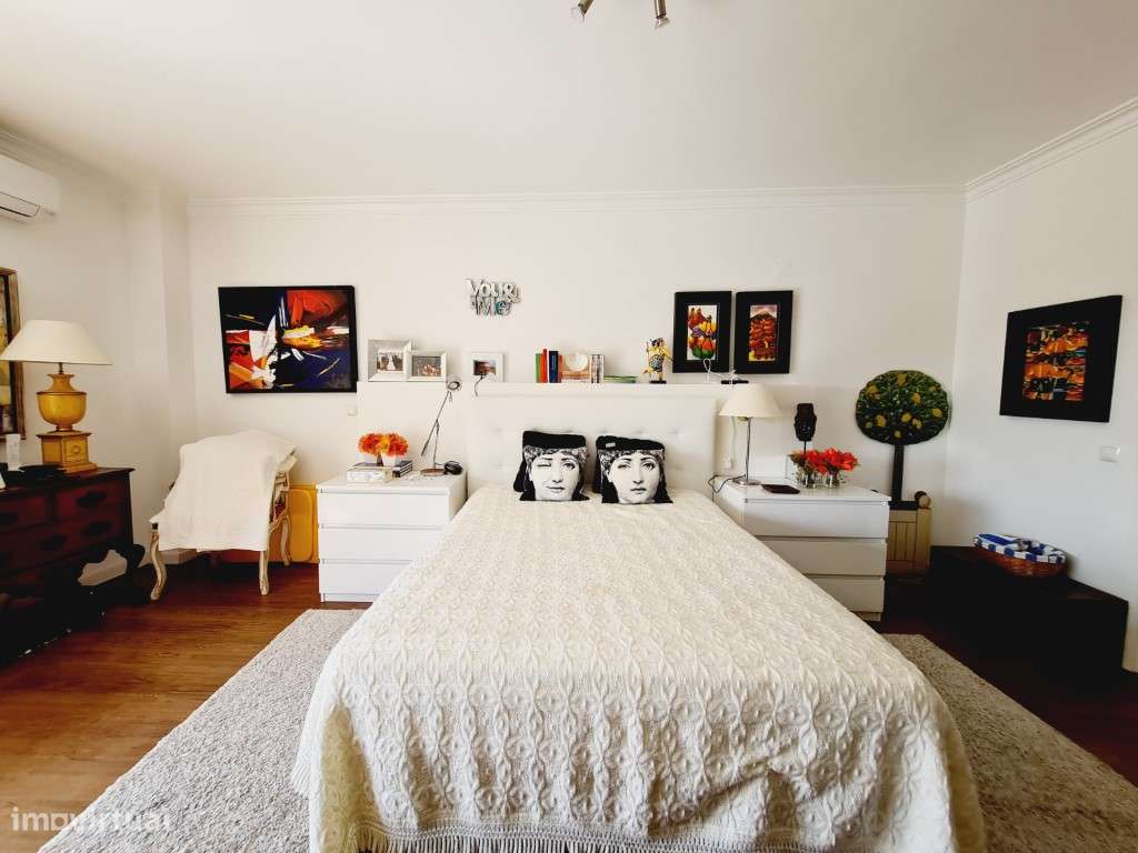 Vende-se T2 com ótima vista de mar-22