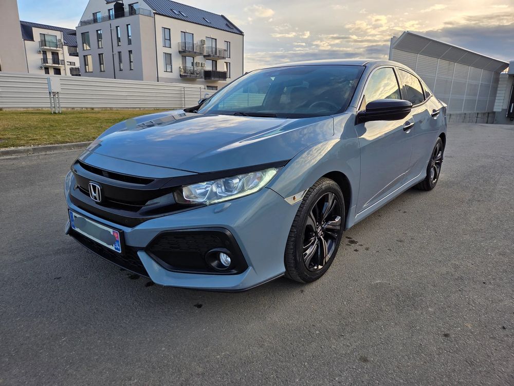 Honda Civic X [2017 - 2021] 1.0 VTEC Turbo CVT Elegance Navi 2019