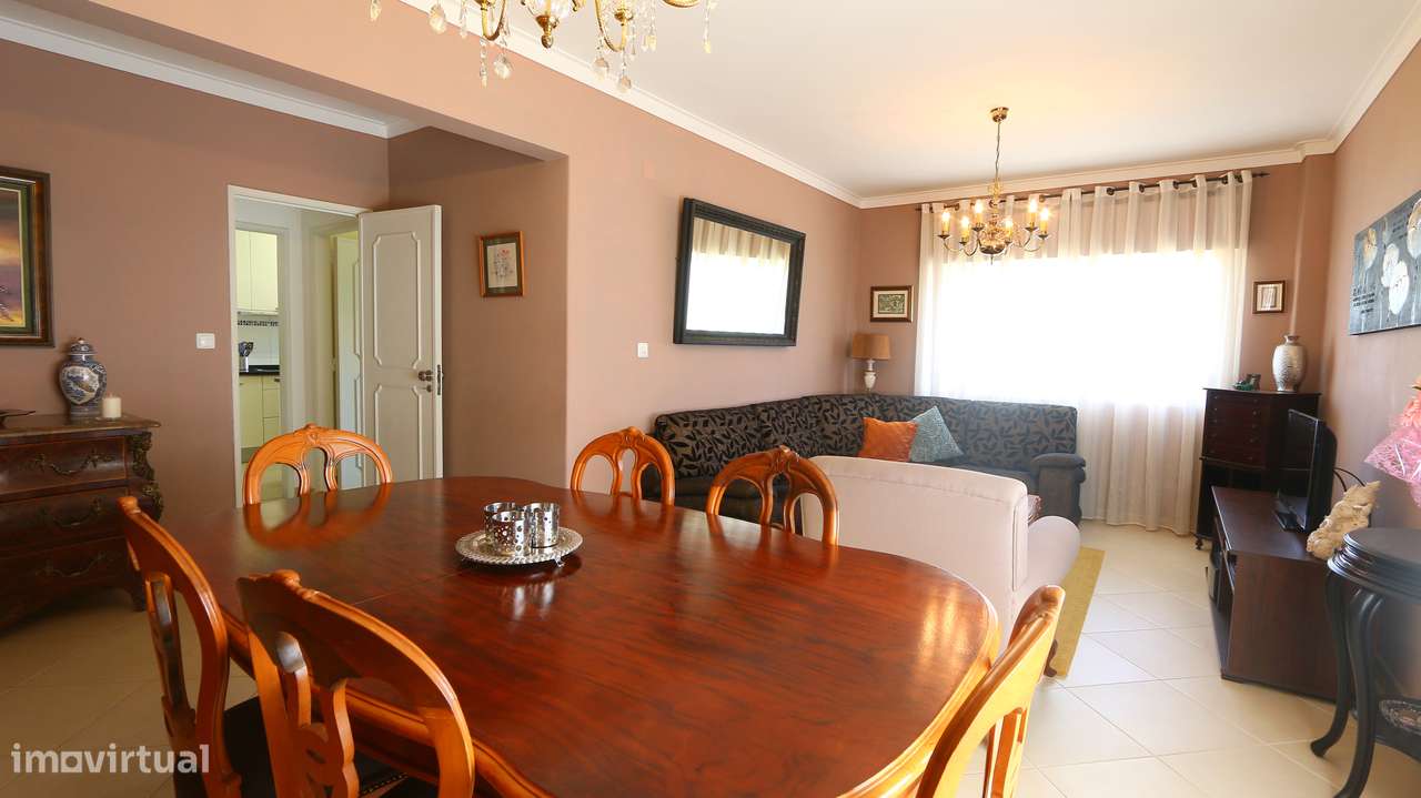 Apartamento T4 com 163m2, parqueamento e arrecadação. - Grande imagem: 4/24