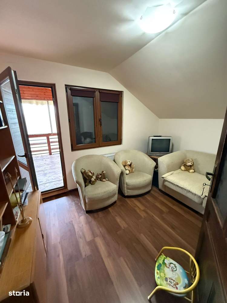 Casa de locuit sau de vacanta in Cornetu.-16