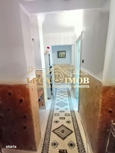Apartament 2 camere decomandat 54 mp intersecția mare Narcisa-3