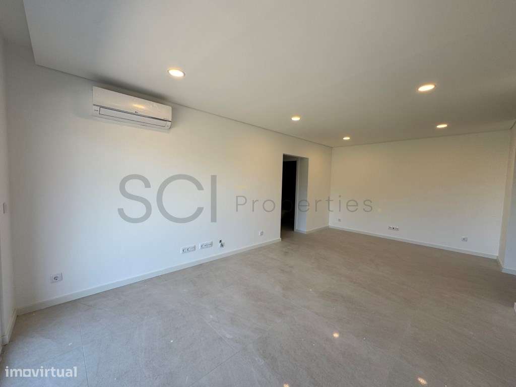 Apartamento T2 Quinta Santa Teresa Parqueamento Arrecadação-8