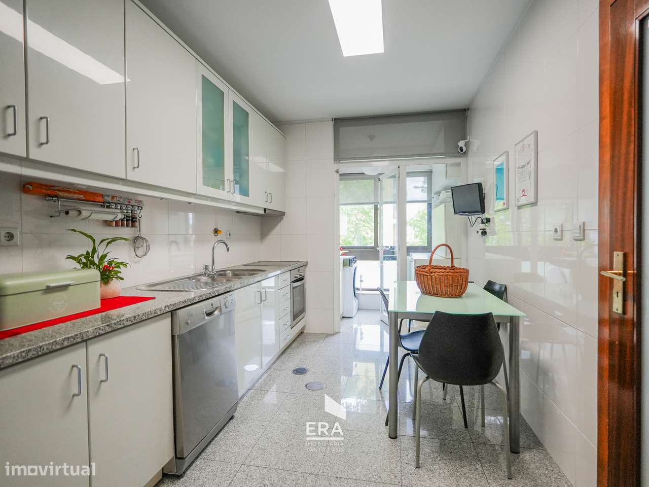 Apartamento T3 no Castêlo da Maia-6