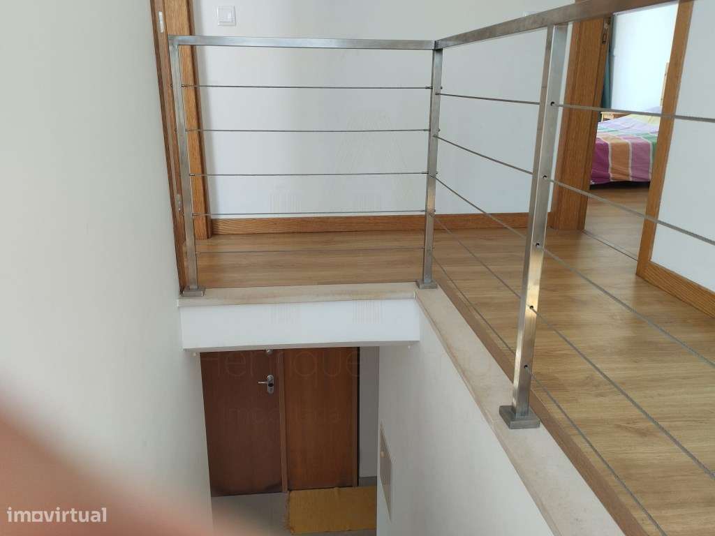 EXCLUSIVO | Excelente Moradia T3 em Castelo (Sesimbra)-11