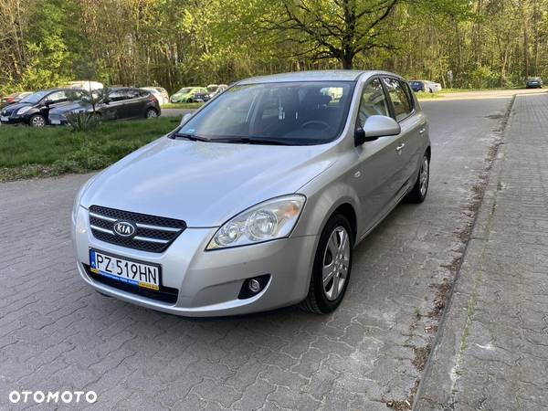 Kia Ceed Cee'd 1.6 Comfort - 10