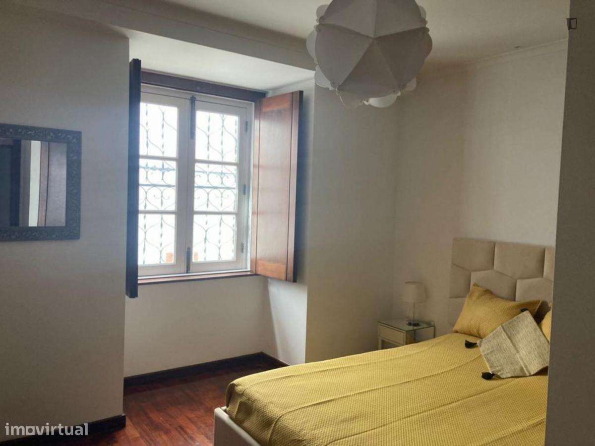 Quarto - localizado em Paço de Arcos Lisbon - Grande imagem: 4/10