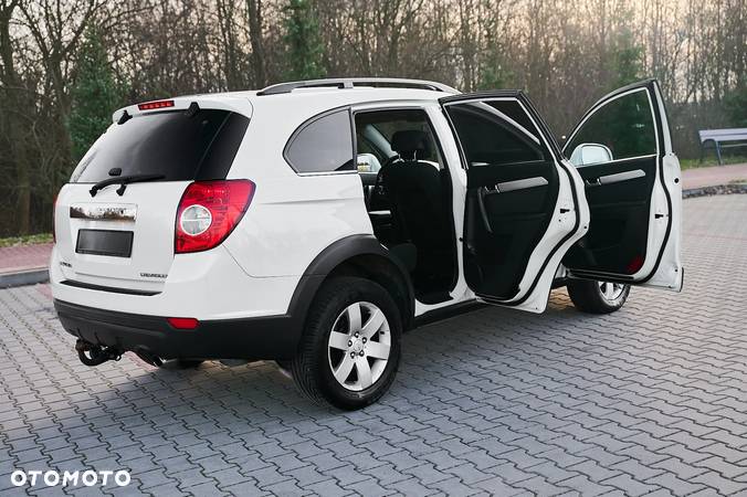 Chevrolet Captiva 2.2 d LT+ - 22