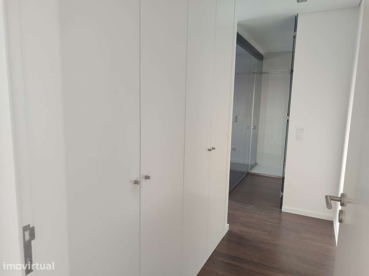 Excelente T3 c/ 2 suítes - Ramalde-15