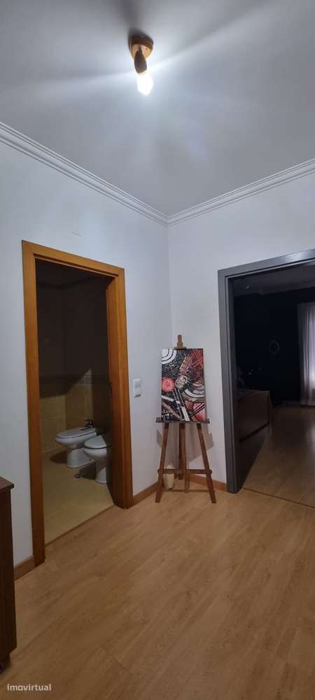 T3 duplex com terraço. Excelentes áreas.-16