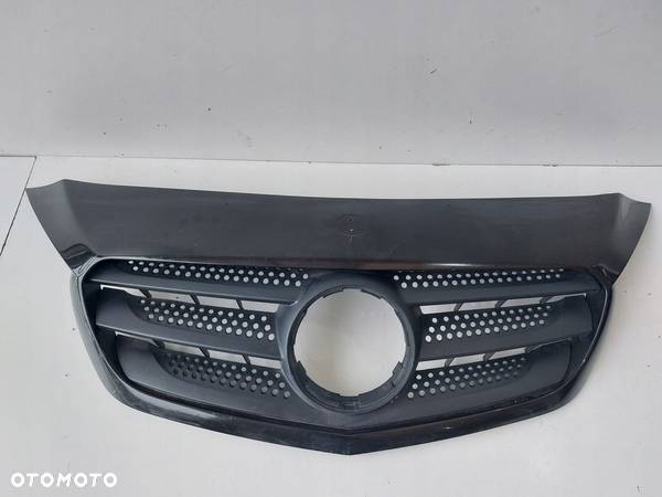 MERCEDES CITAN 415 GRILL ATRAPA 4158880023 ORYGINAŁ - 1