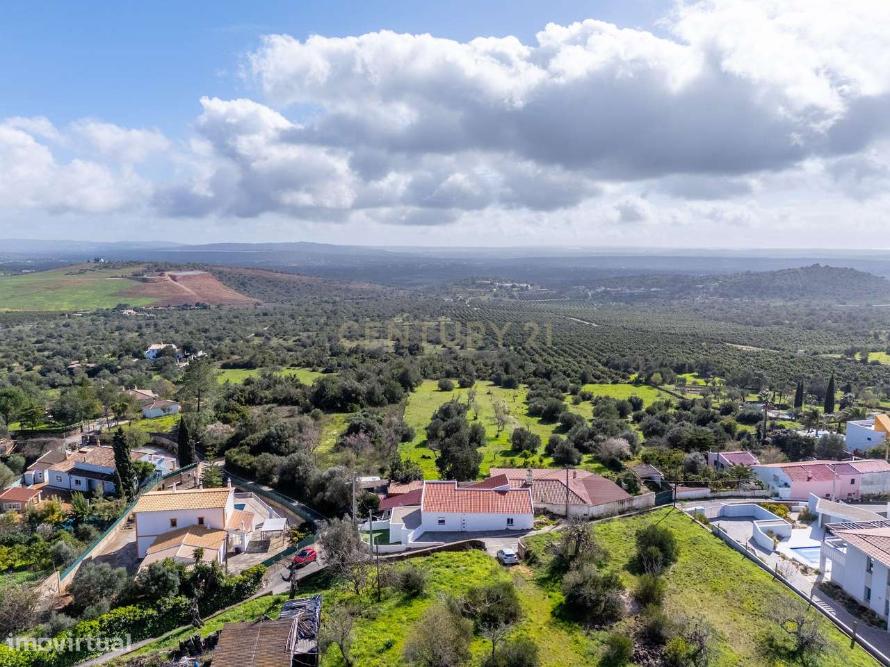 Moradia T2 totalmente reabilitada em Monte Boi - São Bartolomeu de Mes - Grande imagem: 5/38