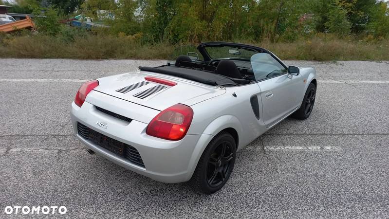 Toyota MR2 1.8 VVT-i - 10