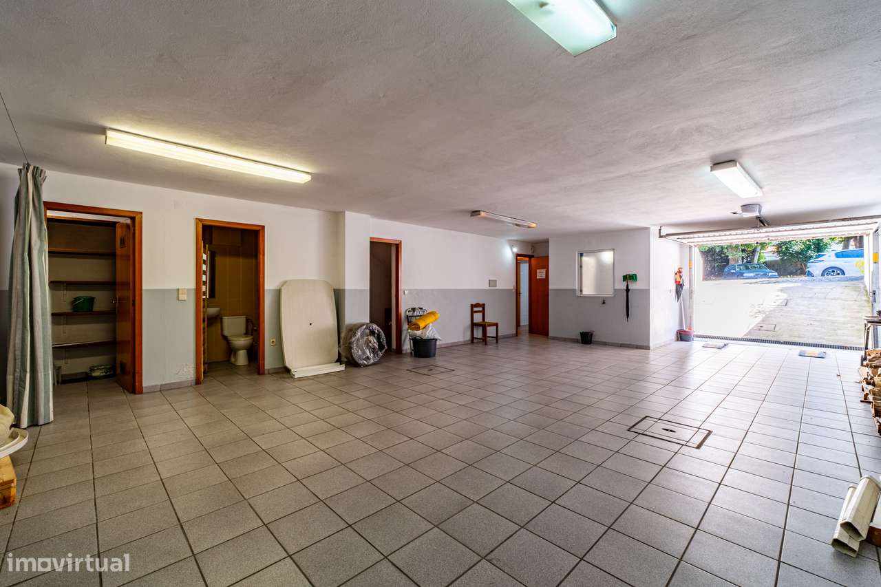Magnifica Moradia T4 - Aldeamento privado com duas piscinas na Maia-40