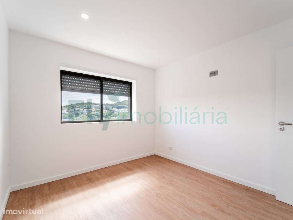 T3 Totalmente renovado em Fermentões - GUIMARÃES-26