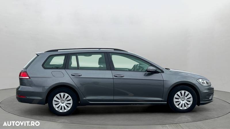 Volkswagen Golf 1.6 TDI Trendline - 6