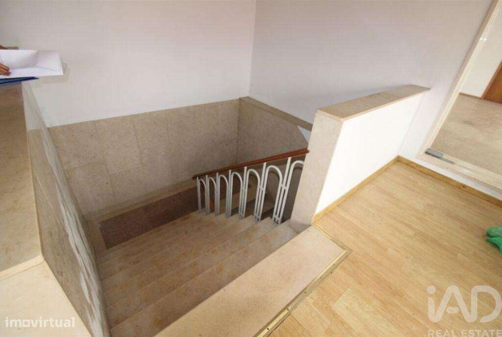 Prédio em Parceiros e Azoia de 2757 m2 - Grande imagem: 4/26