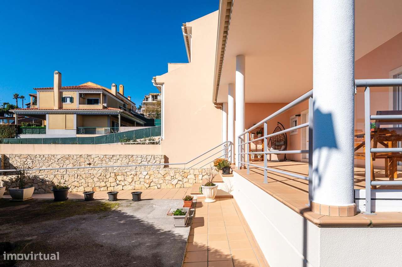 Moradia T3 com Jardim e Garagem | Construída em 2011 | São Pedro...-49