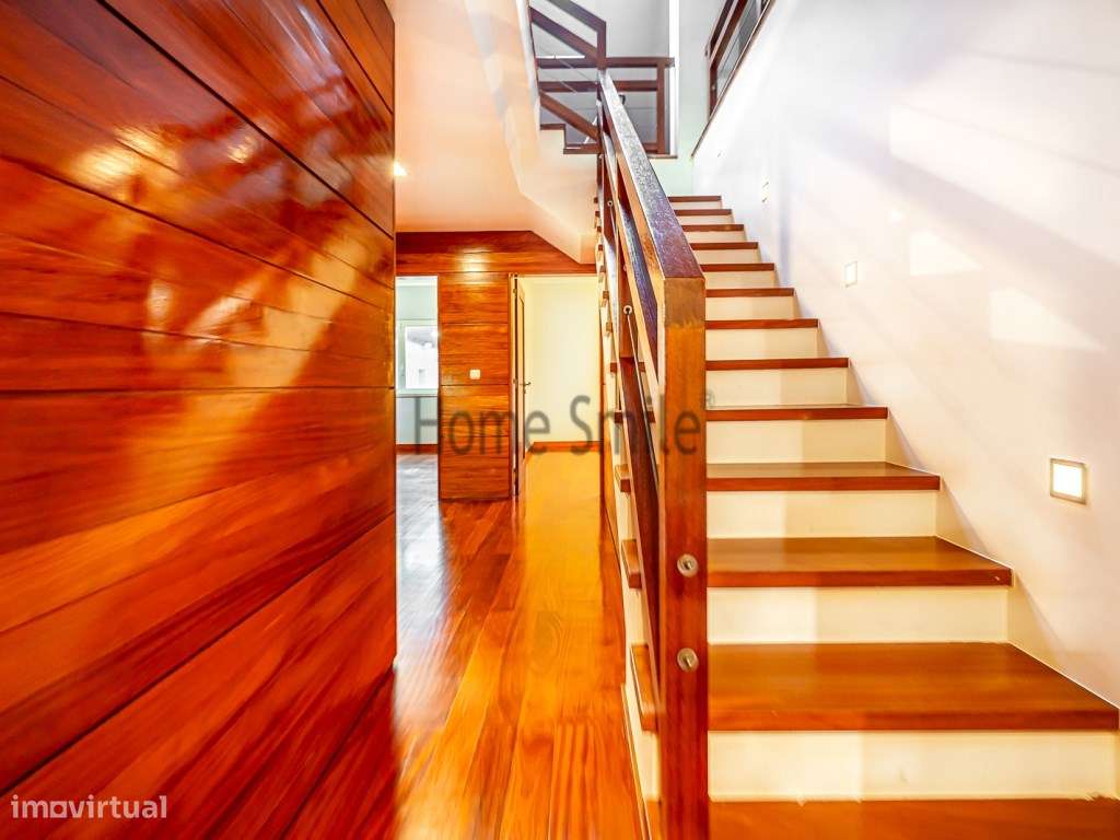 MORADIA LUXO STO ESTEVÃO. PISCINA. GARAGEM. COURT TÉNIS-33