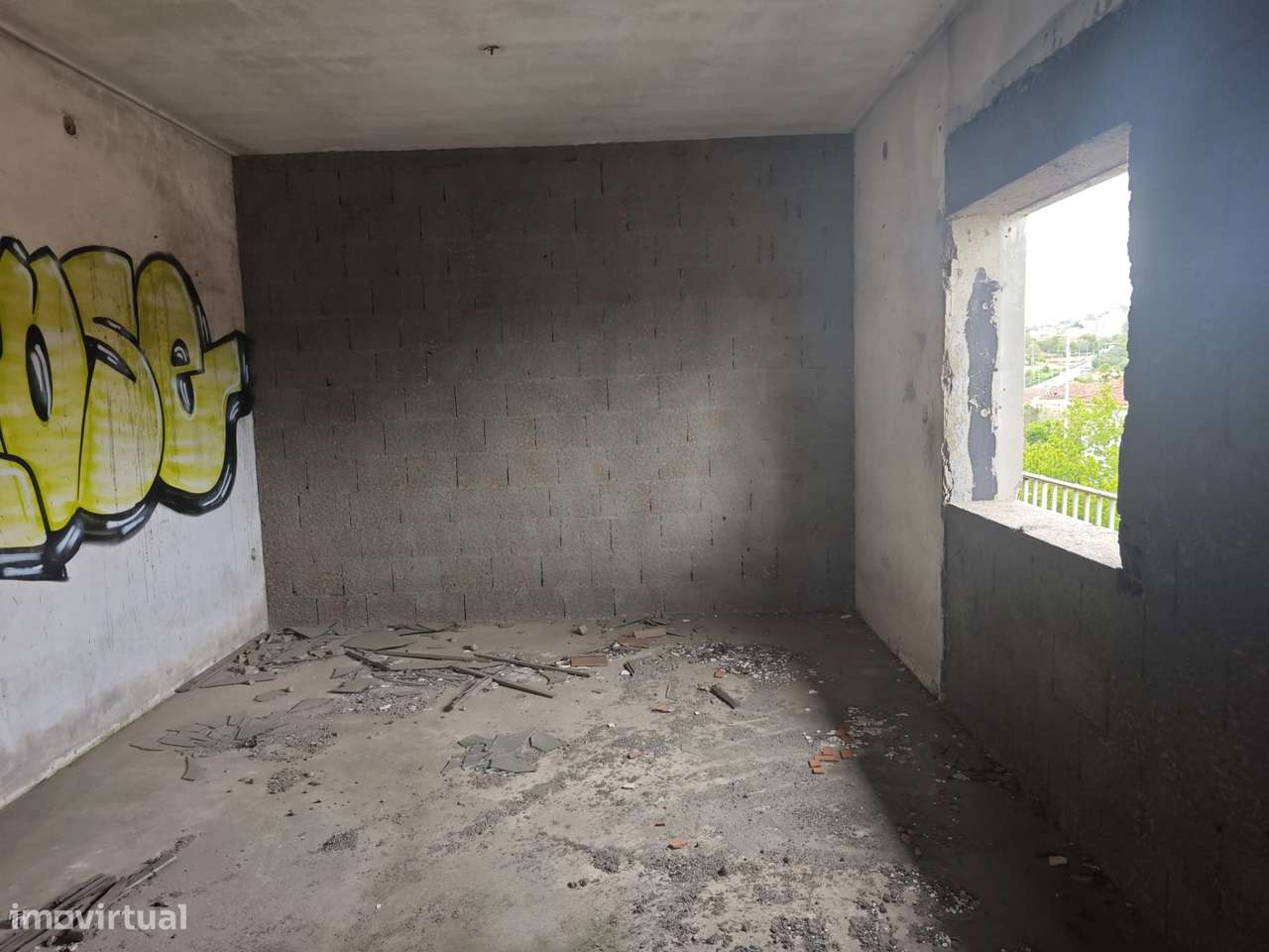 Edifício Inacabado com Enorme Potencial de Rentabilização-49