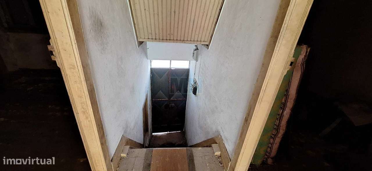 Casa para Remodelação  em Anaguéis-5