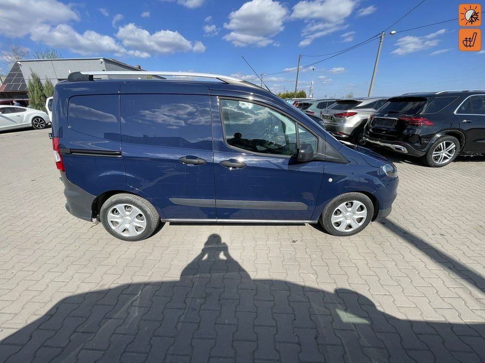 Ford Transit Courier 2020