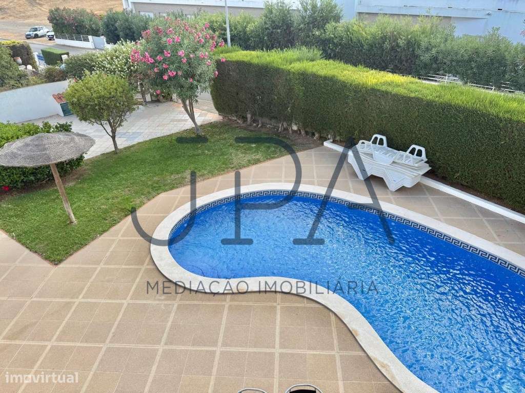 Moradia Isolada V4 +1 com Piscina e Garagem,Quinta do Sobral-40