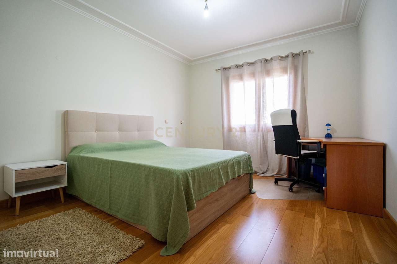 T3 em condomínio privado - Póvoa de Santa Iria - Grande imagem: 4/33