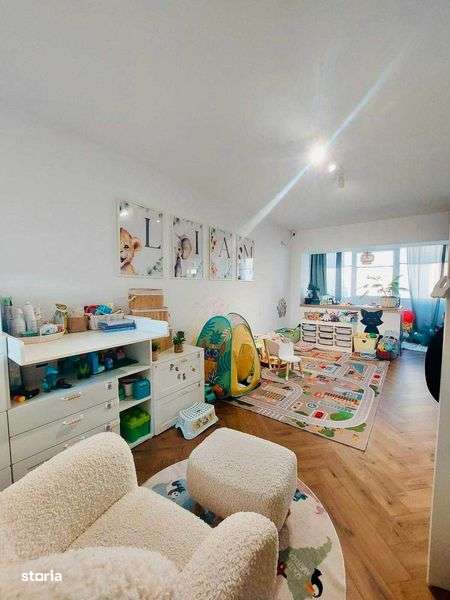 VILA IN COMPLEX 405mp const + 630mp teren Fundeni Dobroesti Bucuresti - Imagine principală: 5/8