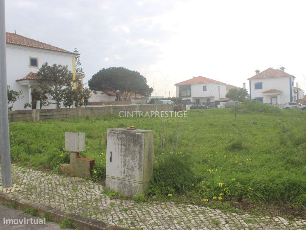 Tojeira .Lote de terreno com 361.50 M2 com projecto aprovado e cont... - Grande imagem: 4/6