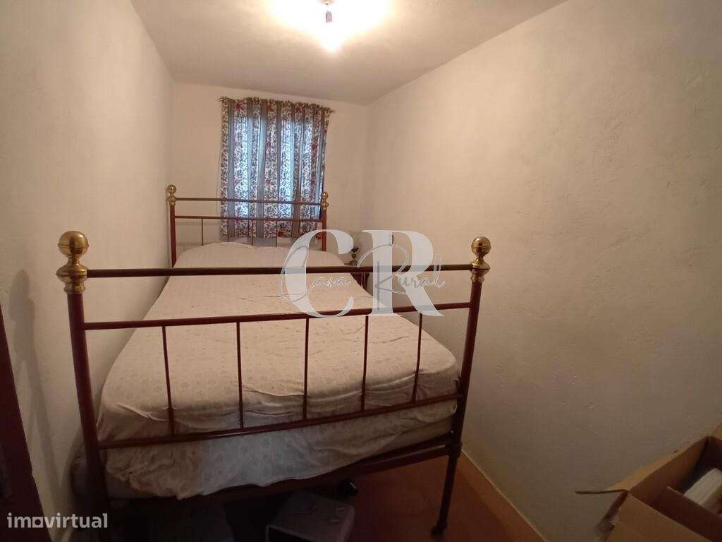 Moradia T3 com terreno pronta a habitar, logradouro e poço de água em-13