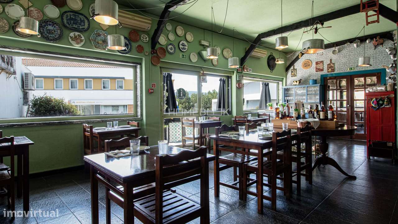Restaurante em funcionamento, mobilado e equipado em Sintra - Grande imagem: 3/30