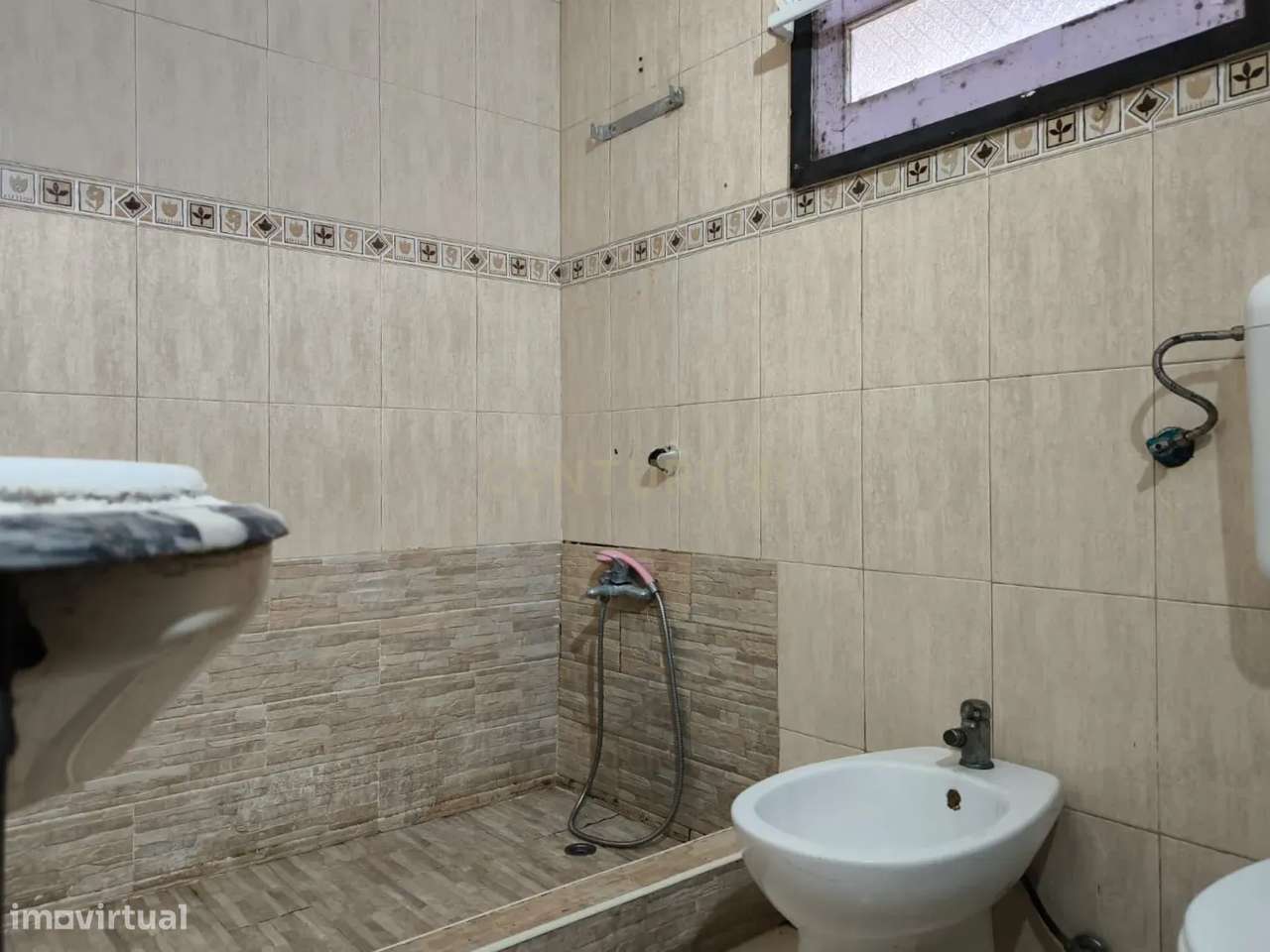 Moradia térrea com Garagem na Lagoa-8